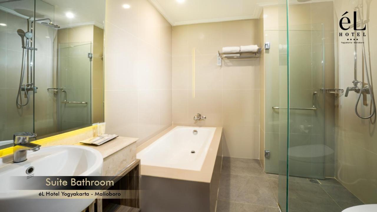 El Hotel Yogyakarta Malioboro Exteriör bild